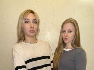 OdelinaAndQueeni's Live sex camera Profile Image
