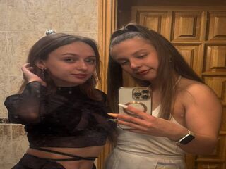 SandyAndFira's Live free cam Profile Image